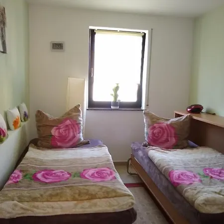 Ferienwohnung Am Auenwald Lägenhet