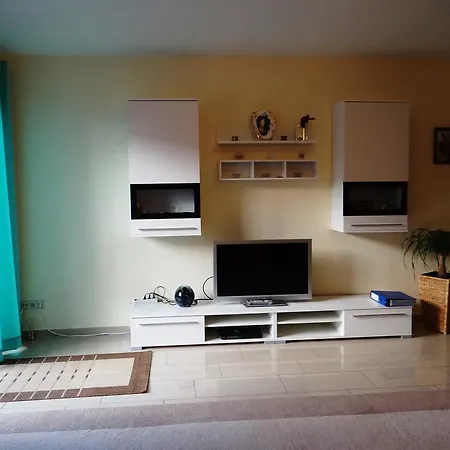 Lägenhet Ferienwohnung Am Auenwald Schkeuditz